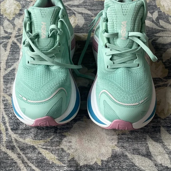 HOKA Women's Mint SkywardX Running Shoes 8.5 - Picture 2 of 13